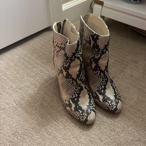 Steven Madden - booties